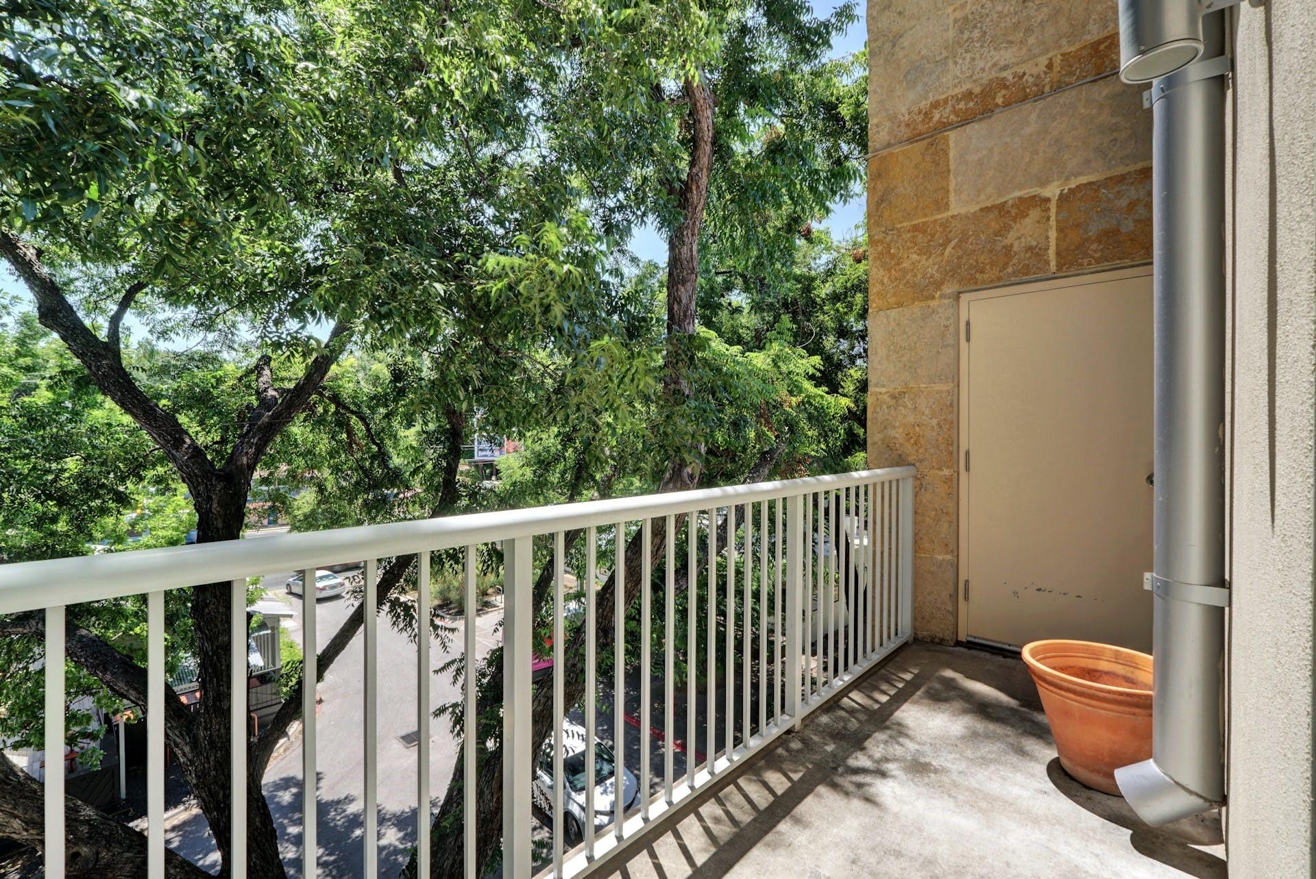 1600 Barton Springs Rd #6306 Property Photo 23