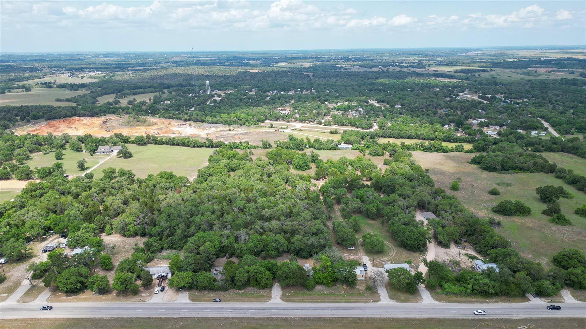 660 Highway 290 Hwy E Property Photo 4