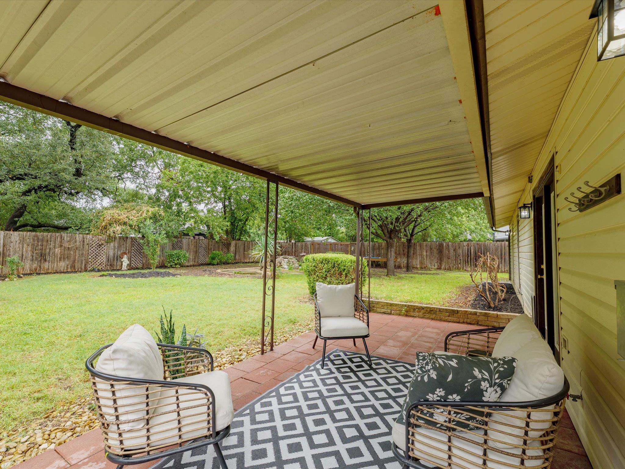 1005 Ranch Rd Property Photo 4