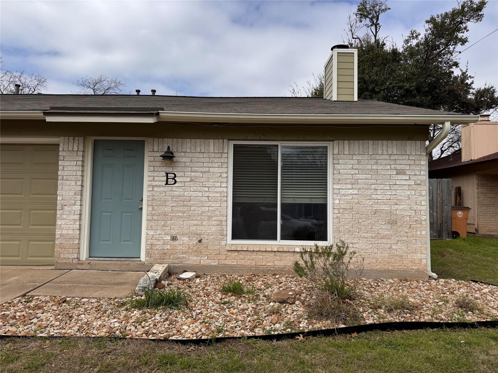 6204 Linda Ln B Property Photo