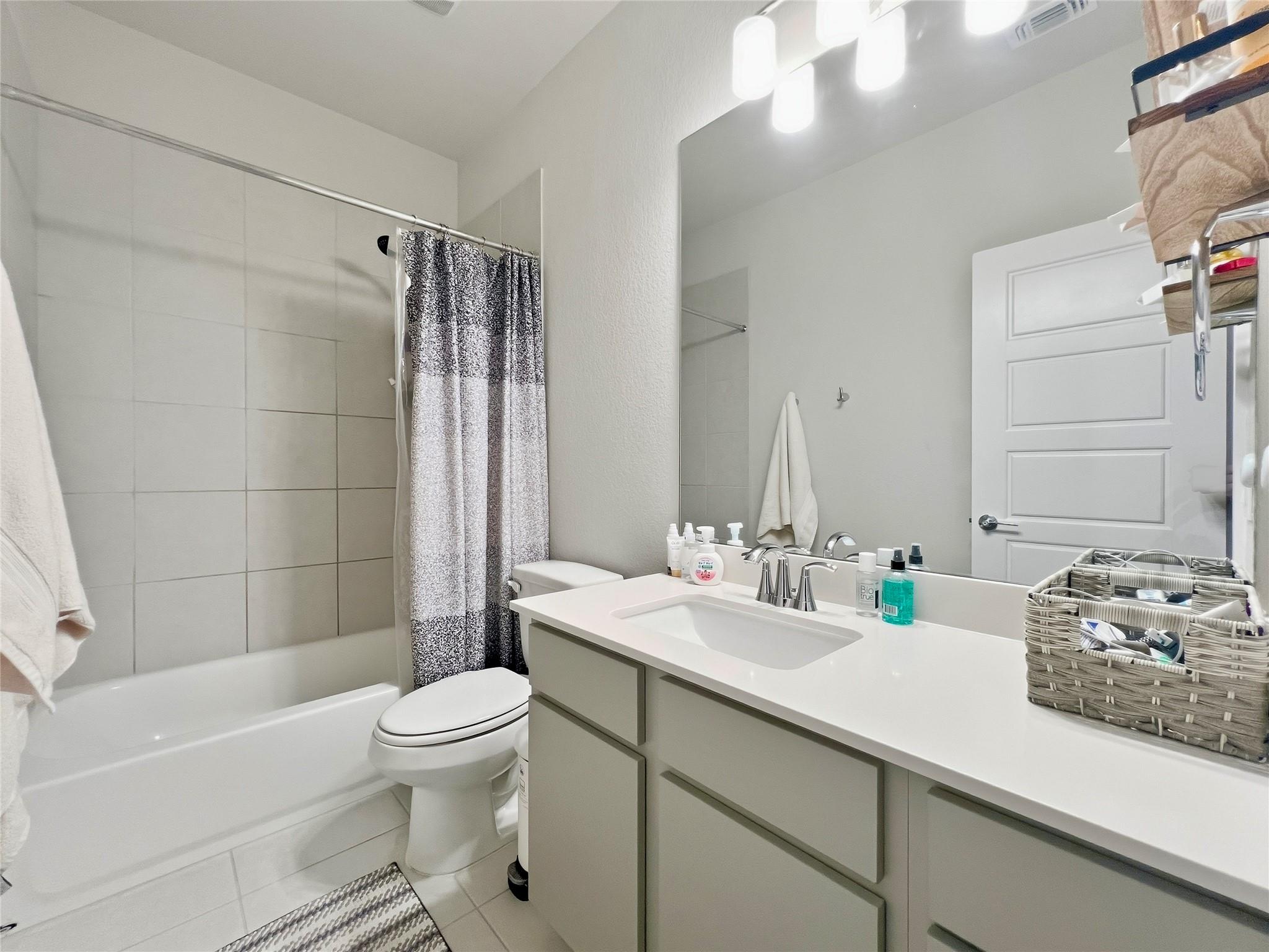 1516 Roseburg Dr #70 Property Photo 17