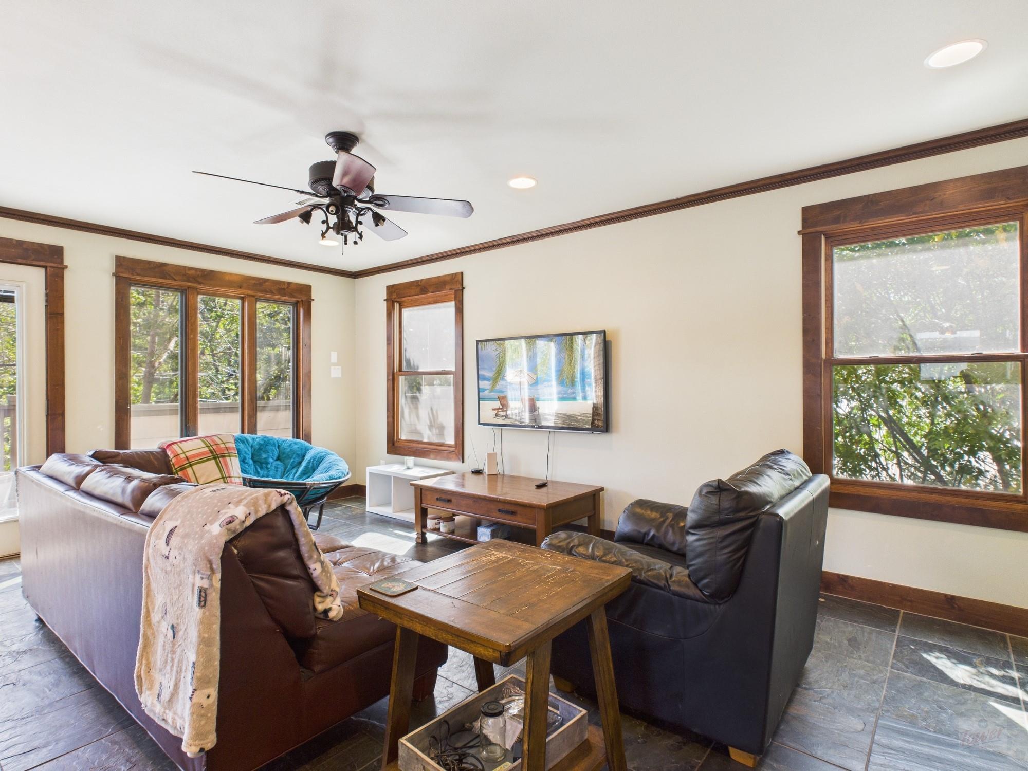 4604 Ave H Unit 2 None Property Photo 12