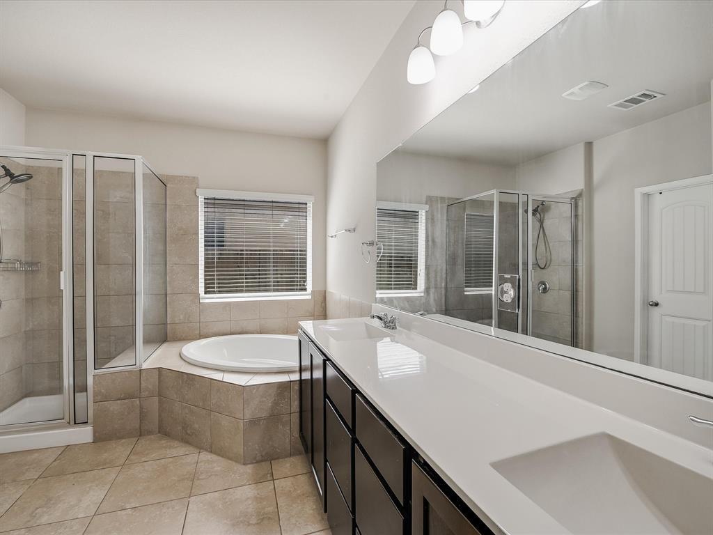141 Serrano St Property Photo 11