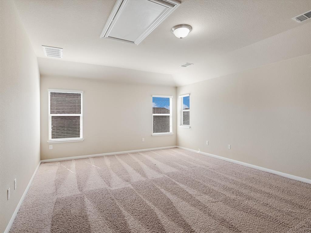141 Serrano St Property Photo 14