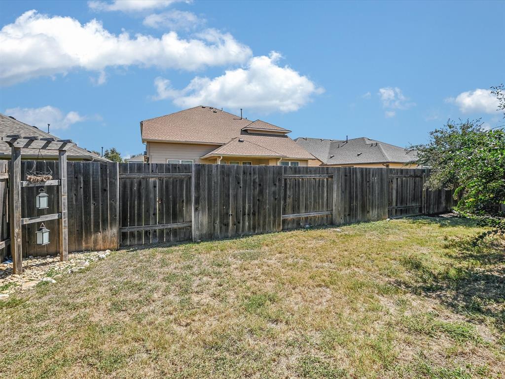 141 Serrano St Property Photo 20