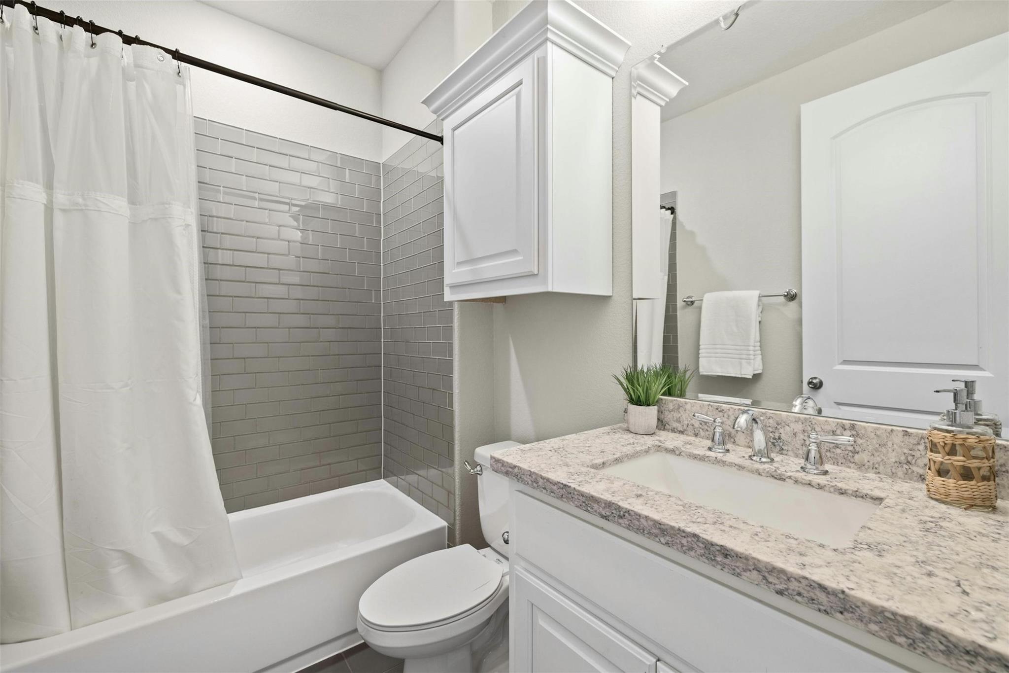 1820 Ficuzza Way Property Photo 23