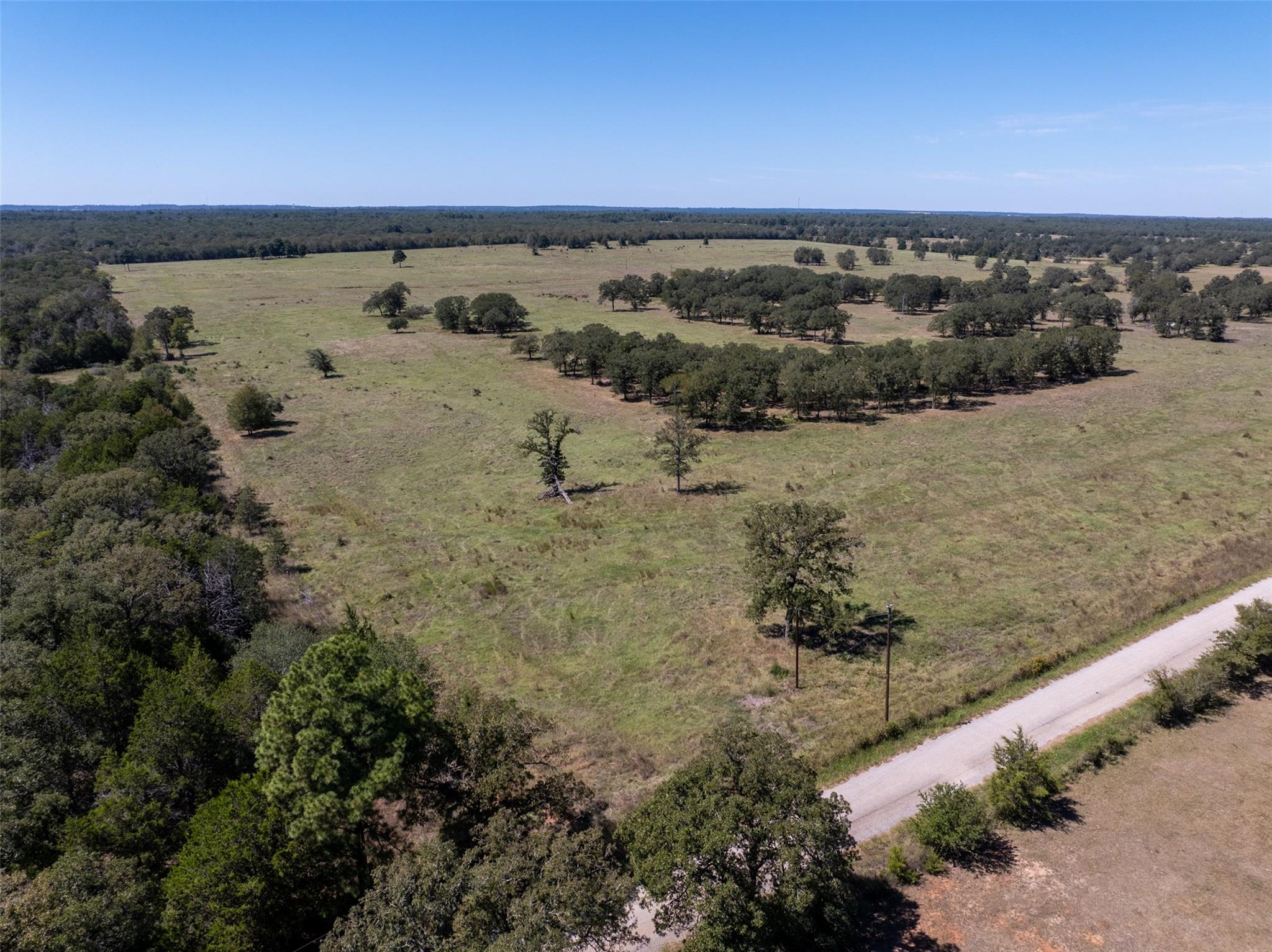 1078 Old Pin Oak Rd #tracts 1 & 2 Property Photo 11