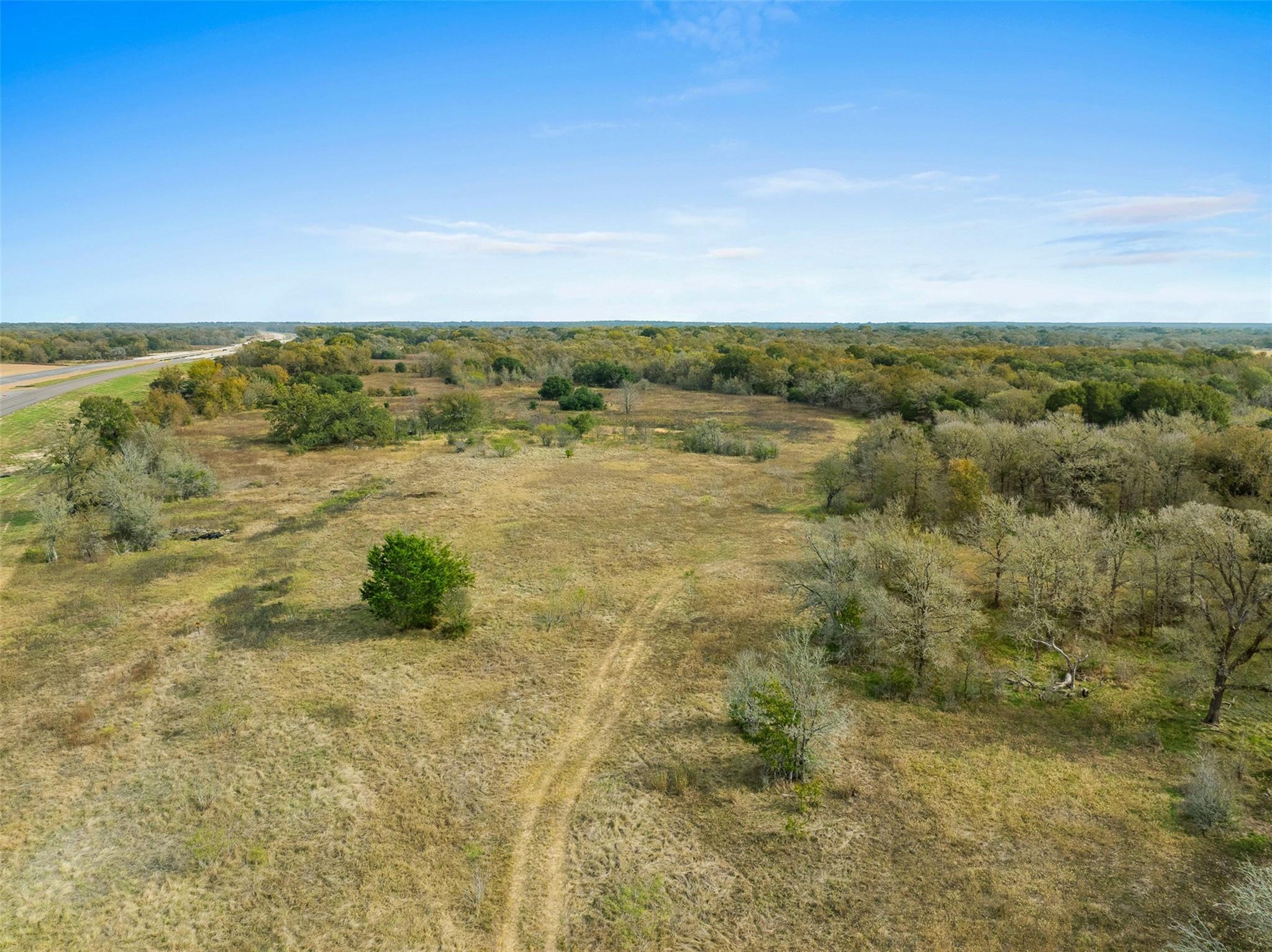0000 Pr 4001 Property Photo 2