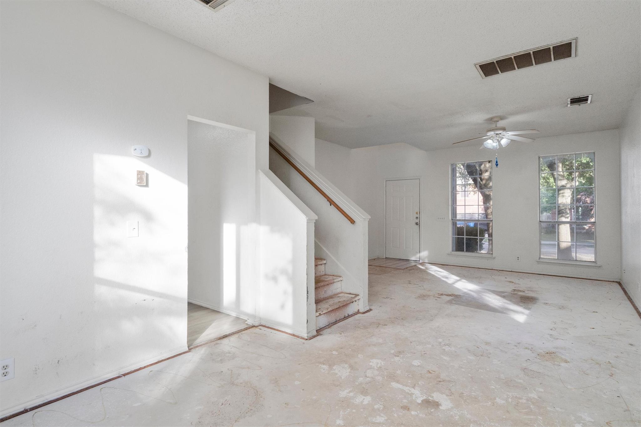 512 Dusty Leather Ct Property Photo 6