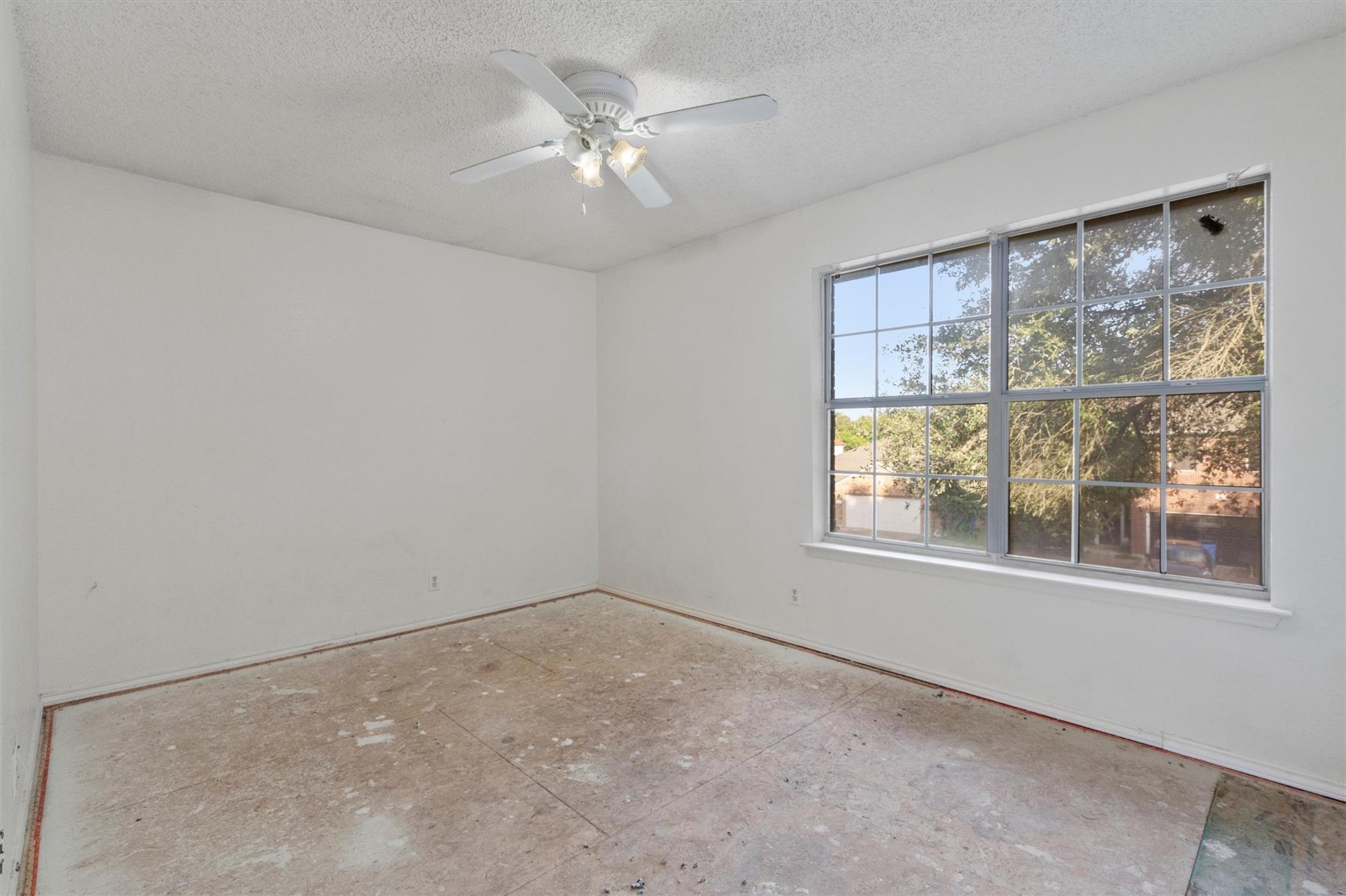 512 Dusty Leather Ct Property Photo 14