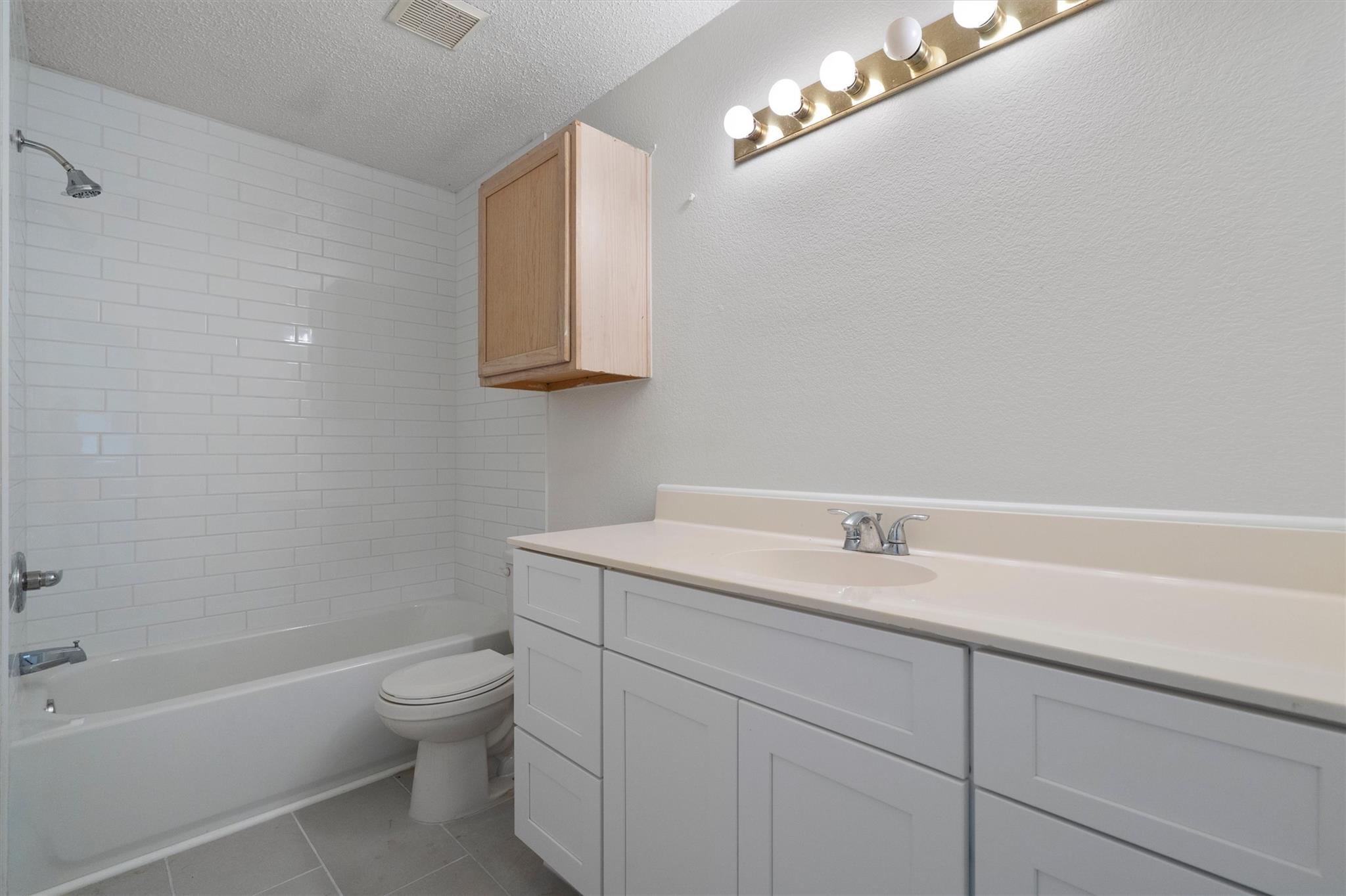 512 Dusty Leather Ct Property Photo 15