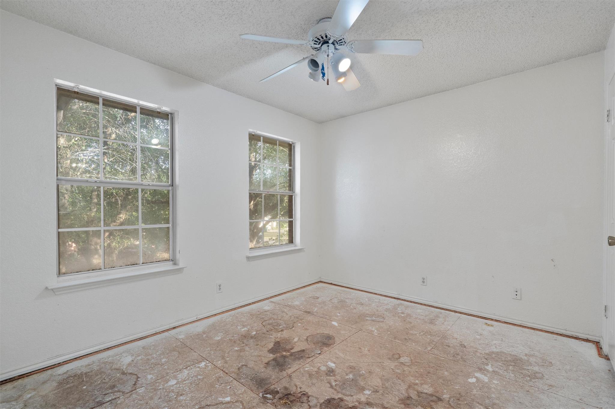 512 Dusty Leather Ct Property Photo 16
