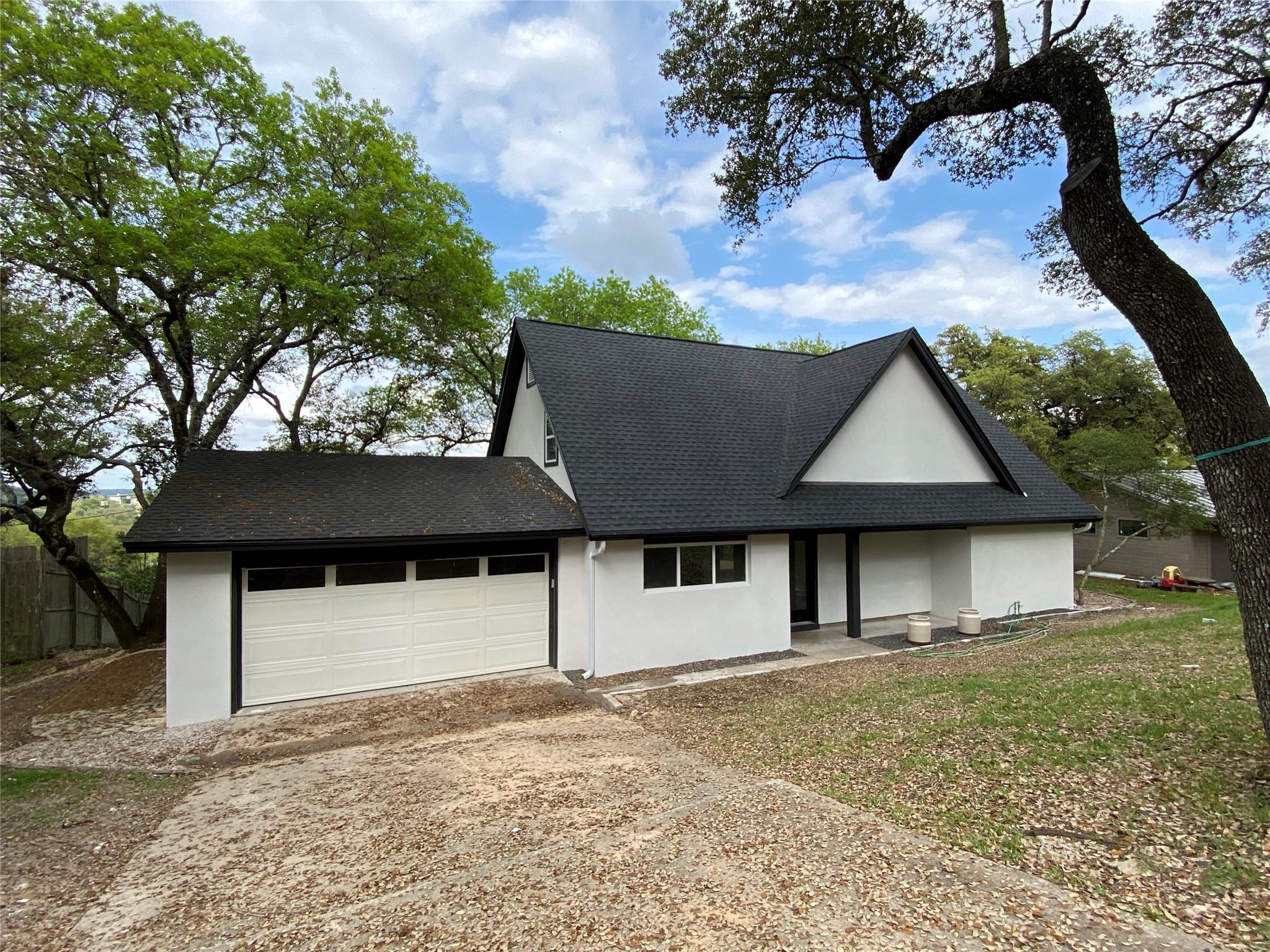 2318 Matador Cir Property Photo 1