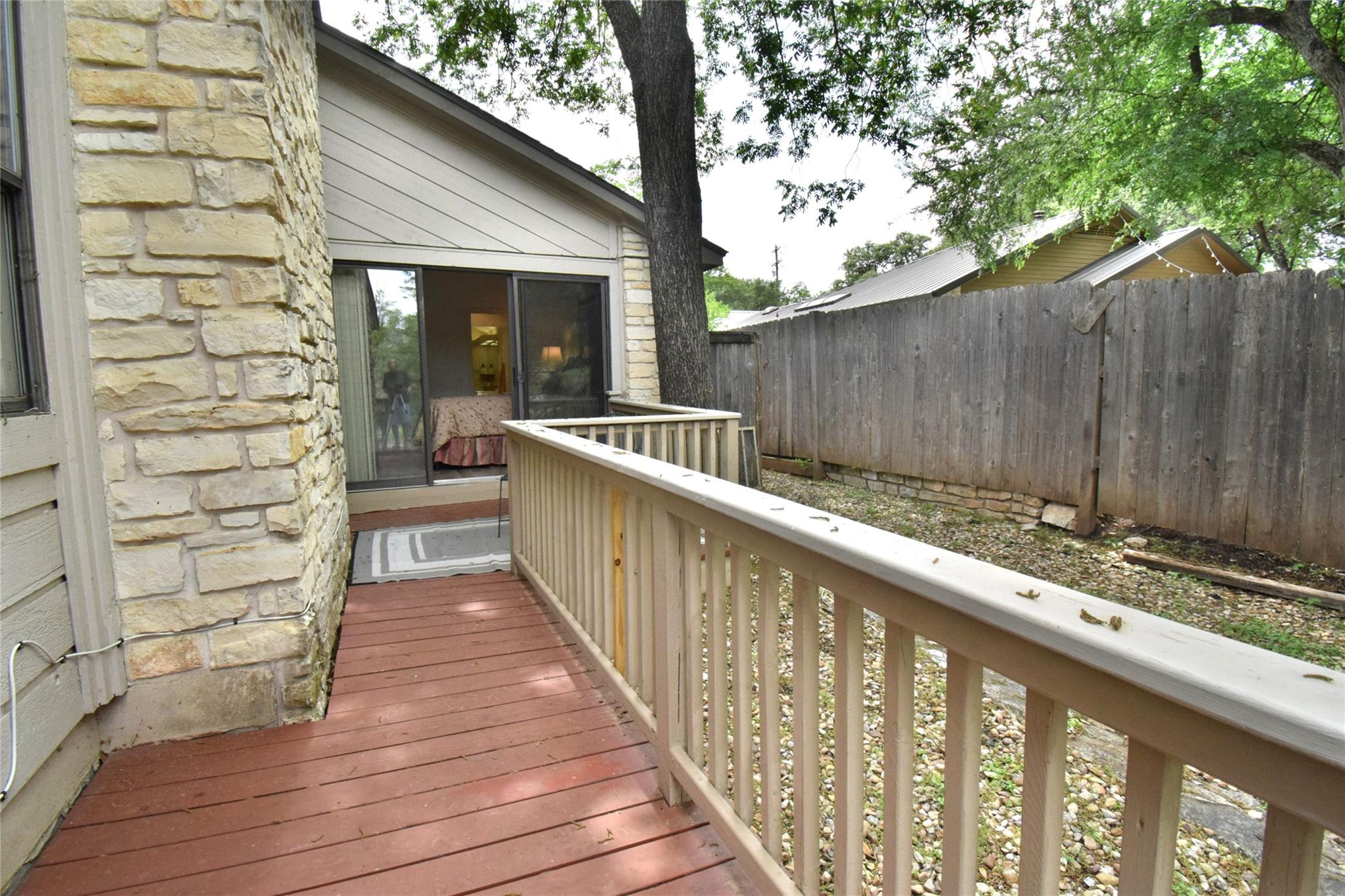 1105 Lohmans Crossing Rd Property Photo 38