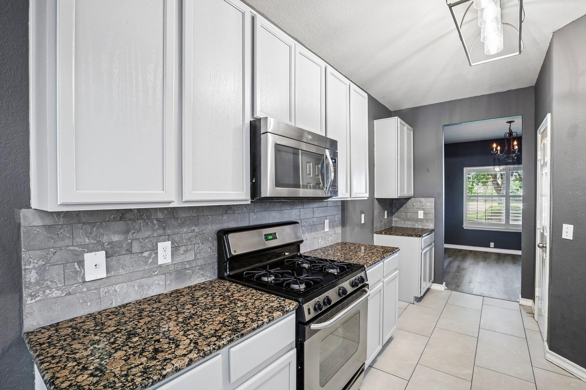 2821 Purple Thistle Dr Property Photo 11