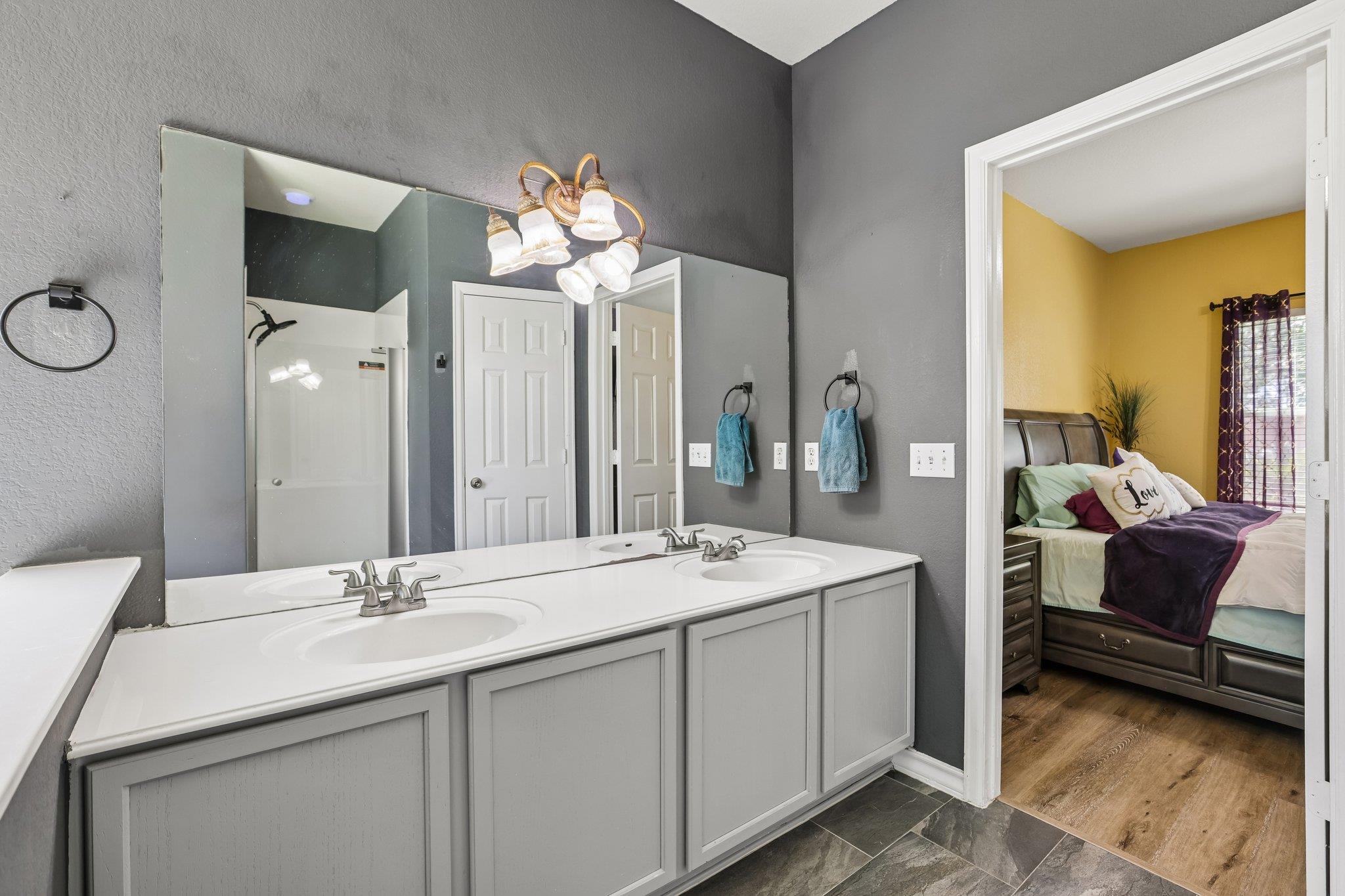 2821 Purple Thistle Dr Property Photo 15
