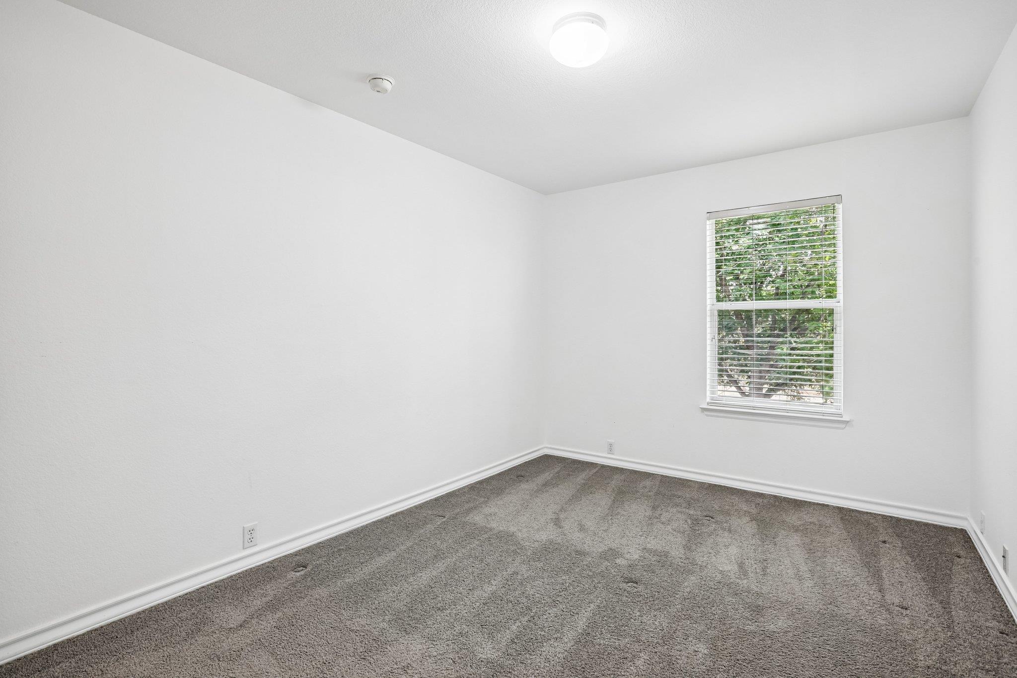 2821 Purple Thistle Dr Property Photo 22
