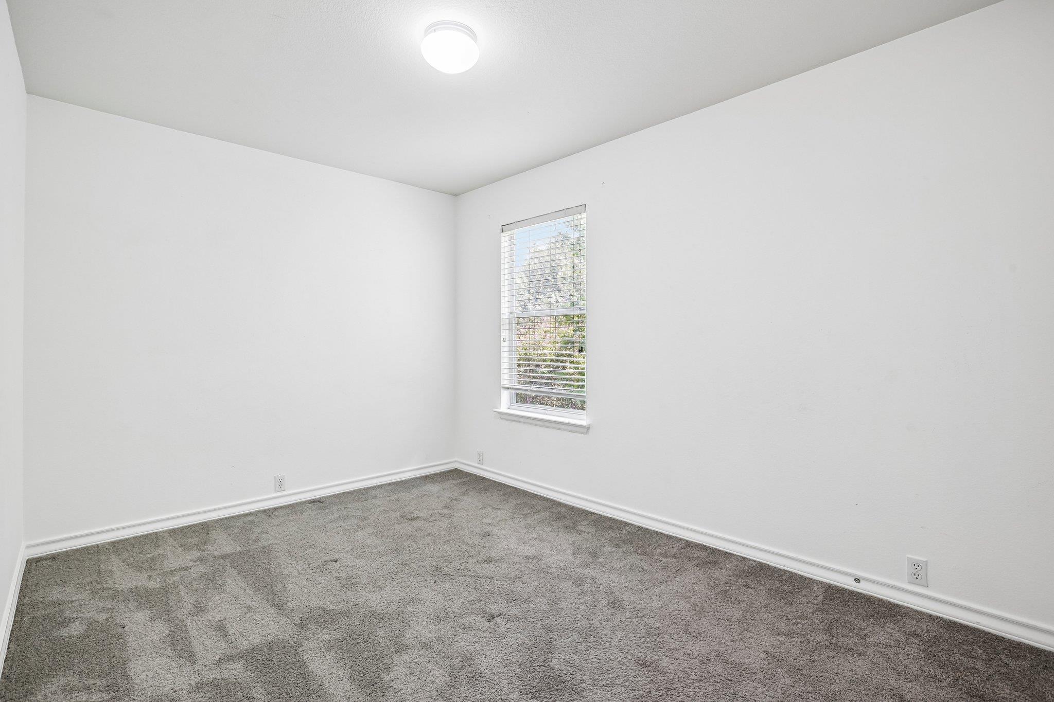 2821 Purple Thistle Dr Property Photo 25