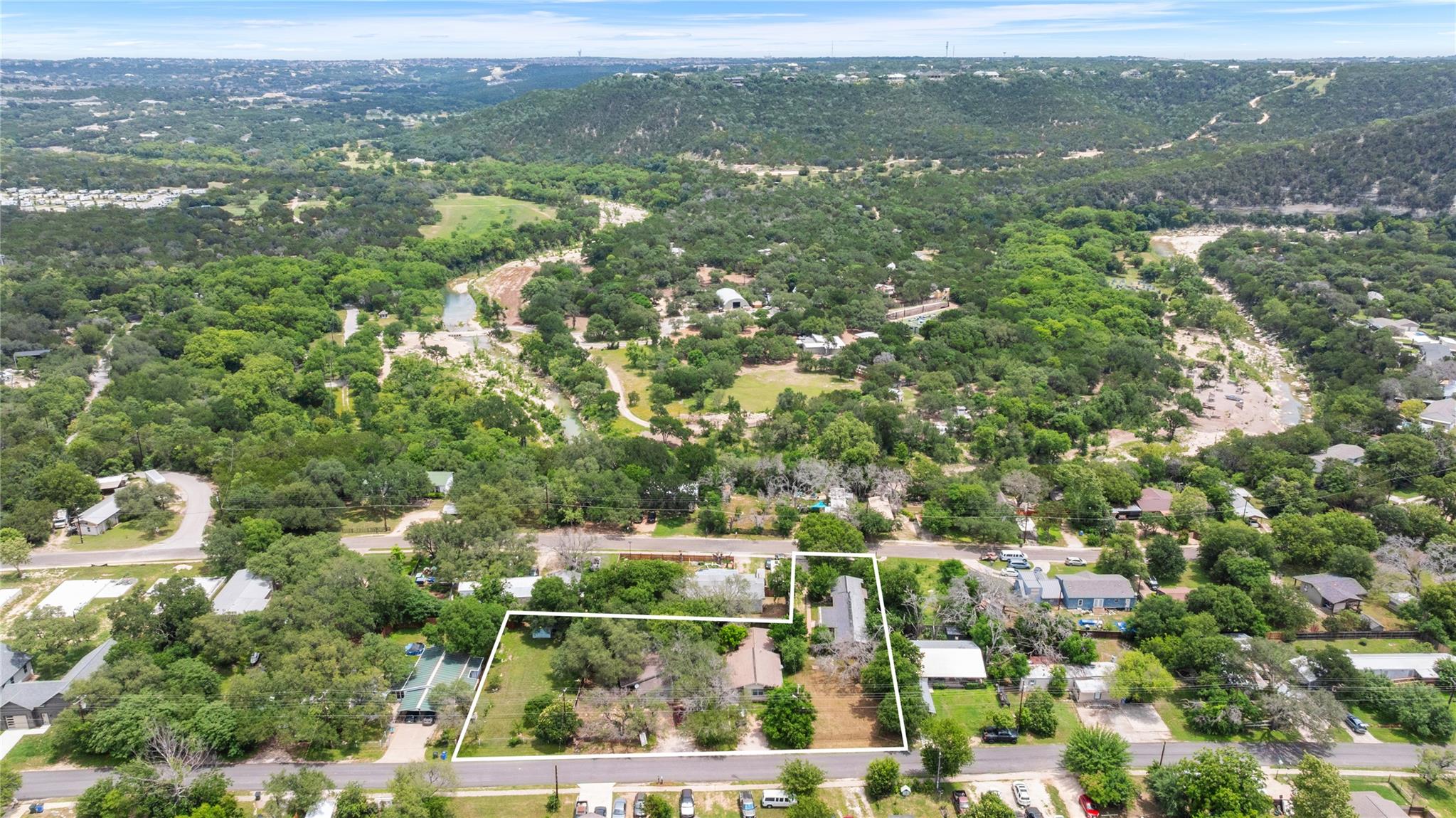 11608 Travis St Property Photo 1