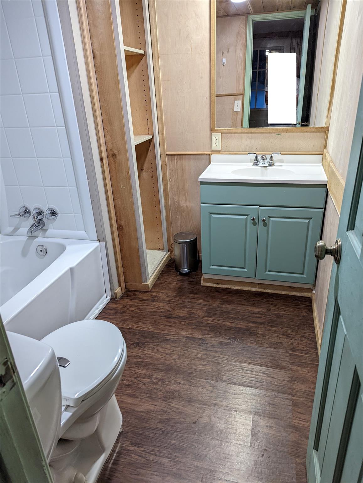 11608 Travis St Property Photo 12