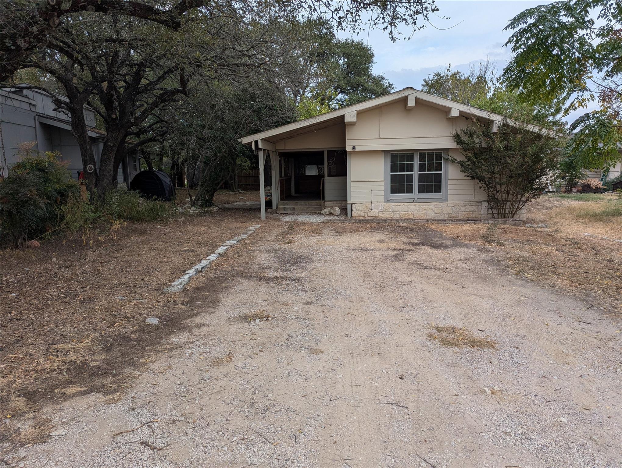 11608 Travis St Property Photo 15