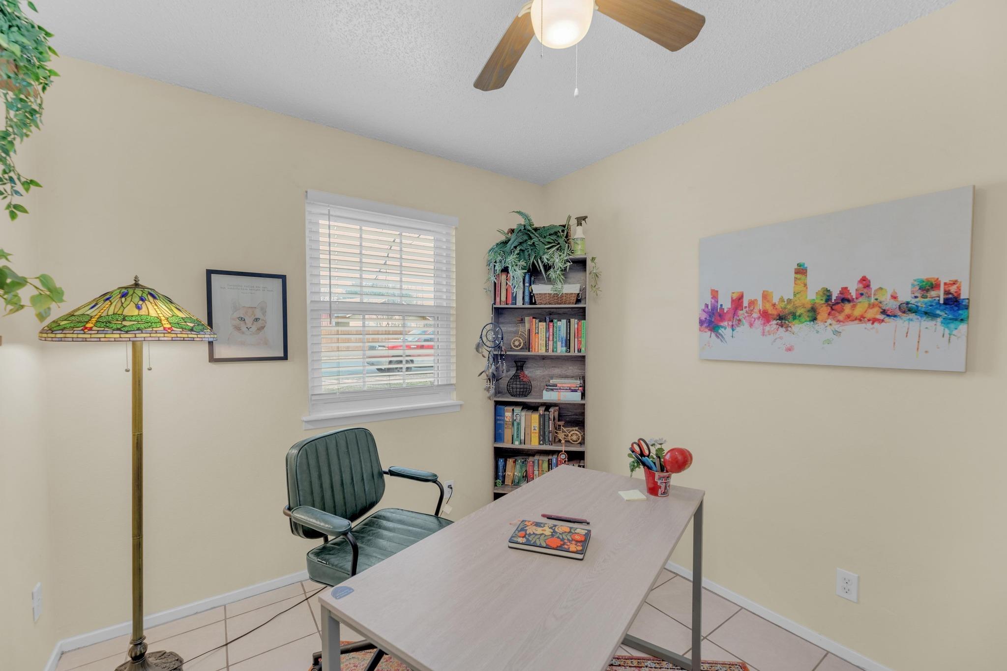 203 E Longspur Blvd Property Photo 20