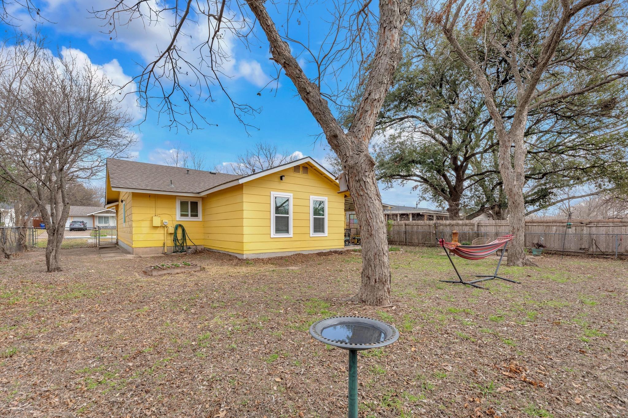 203 E Longspur Blvd Property Photo 30