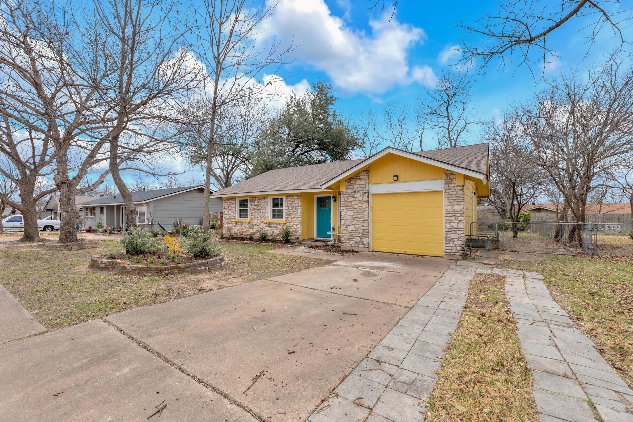 203 E Longspur Blvd Property Photo 31