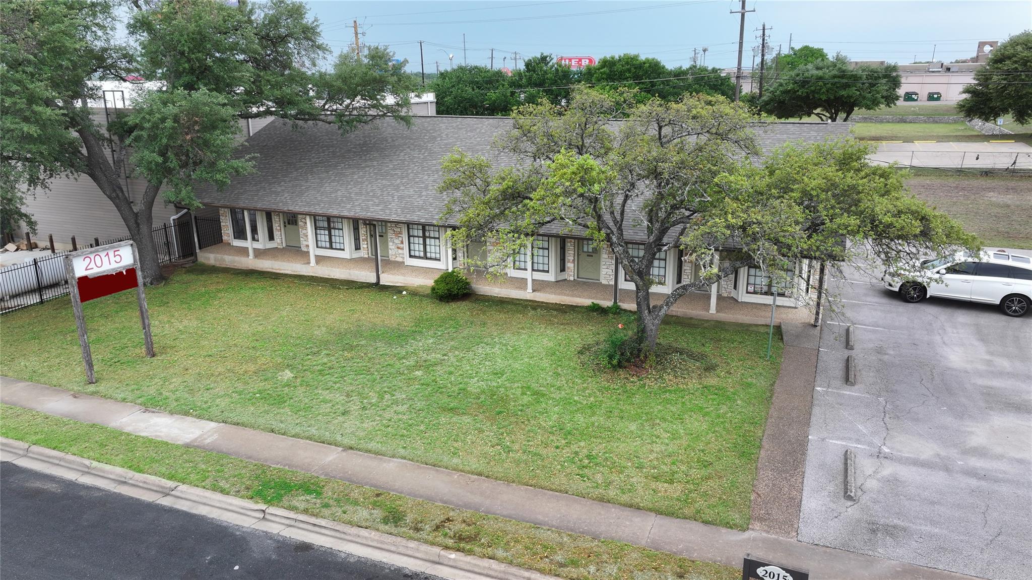 2015 Monarch Dr #c&d Property Photo 2
