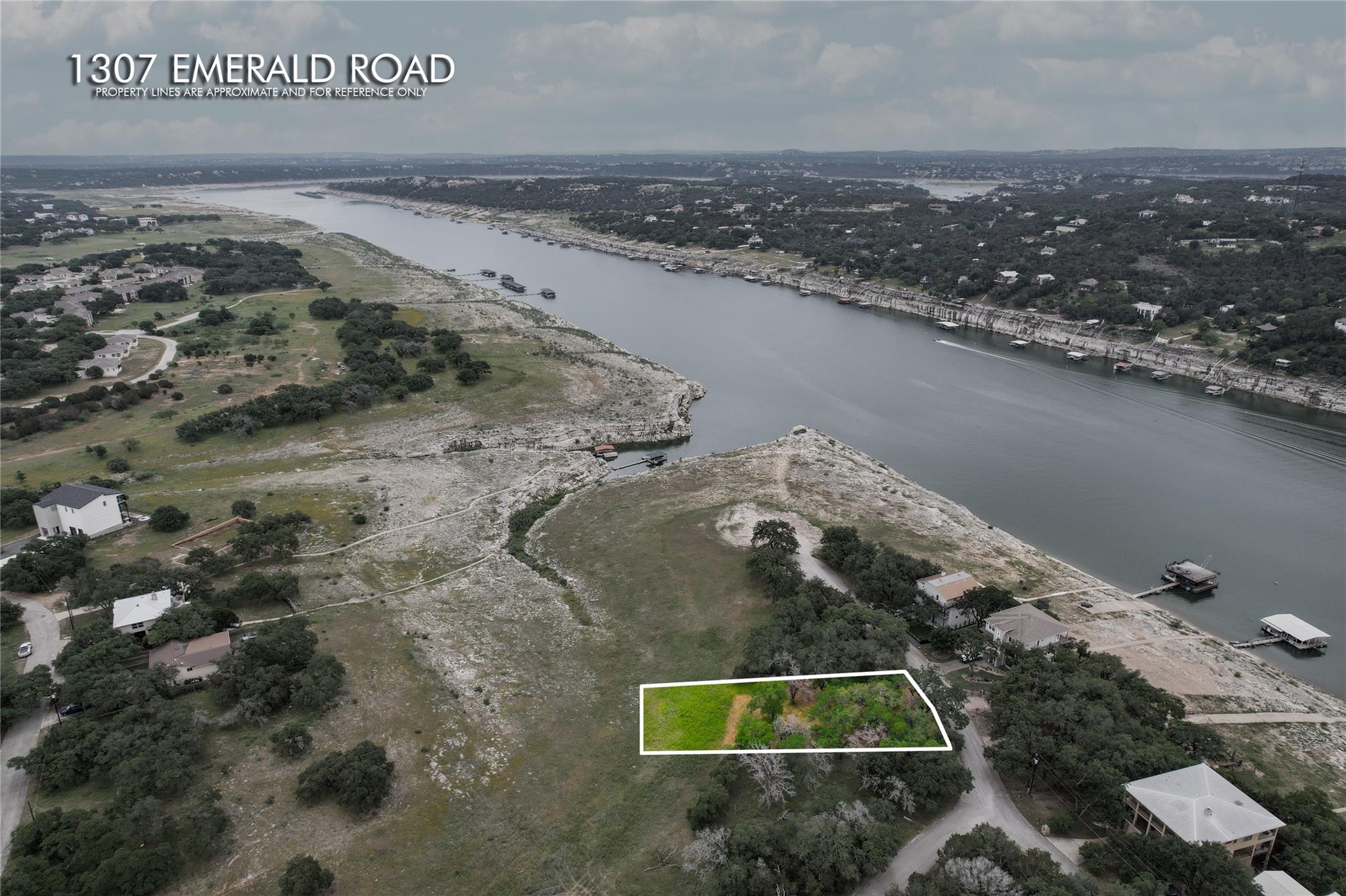 1307 Emerald Rd Property Photo 16