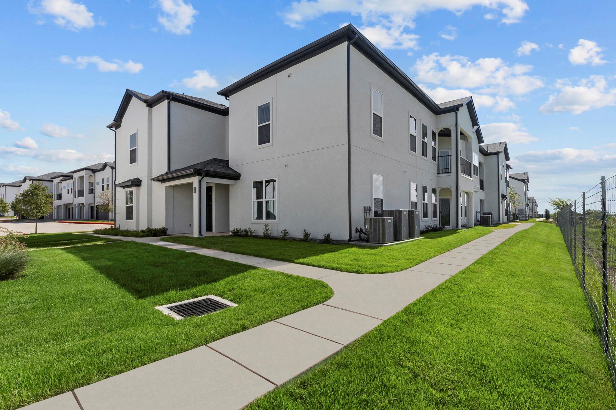 1664 Hillside Terrace None #4416 Property Photo 2