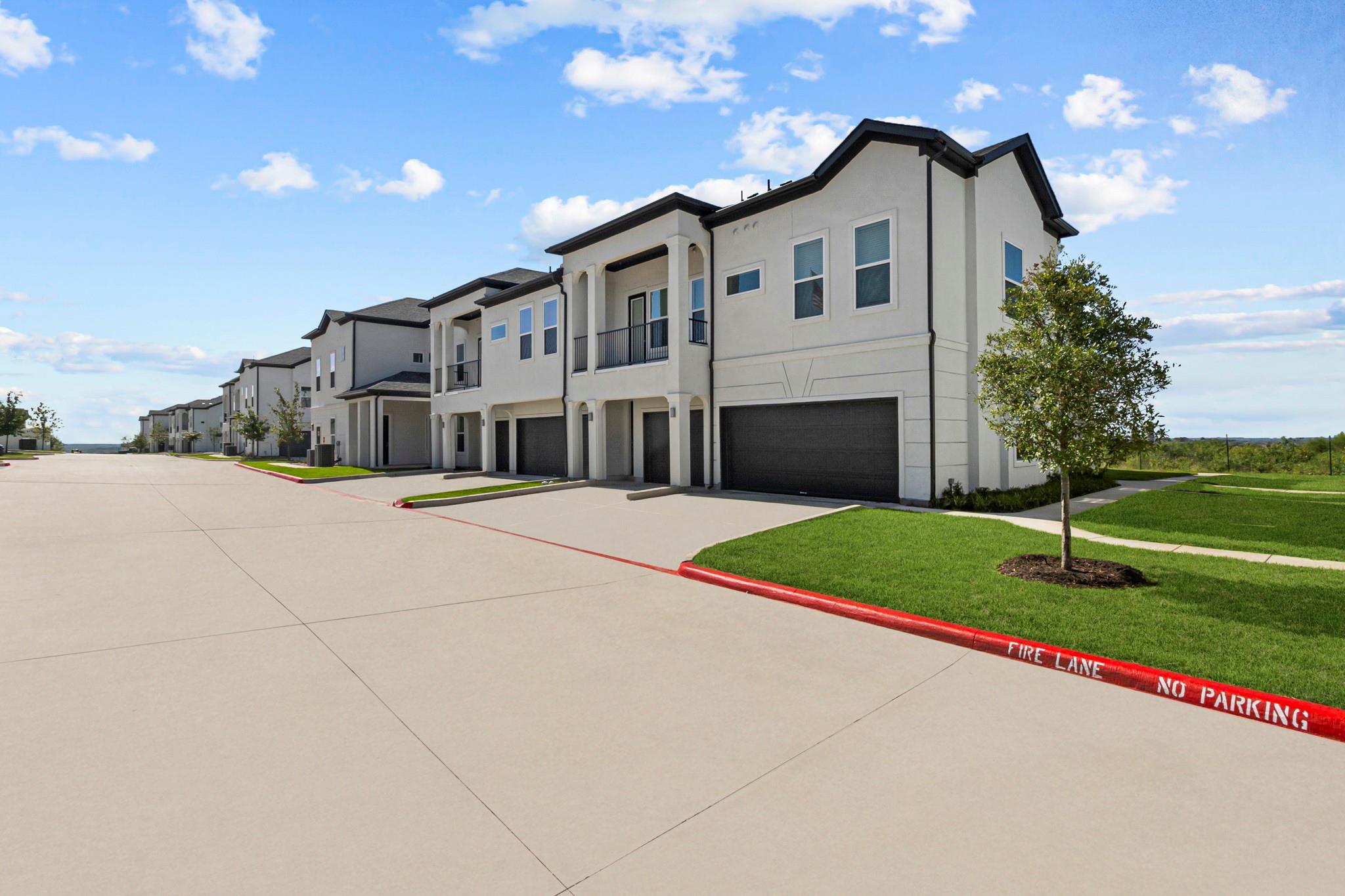 1664 Hillside Terrace None #4416 Property Photo 4