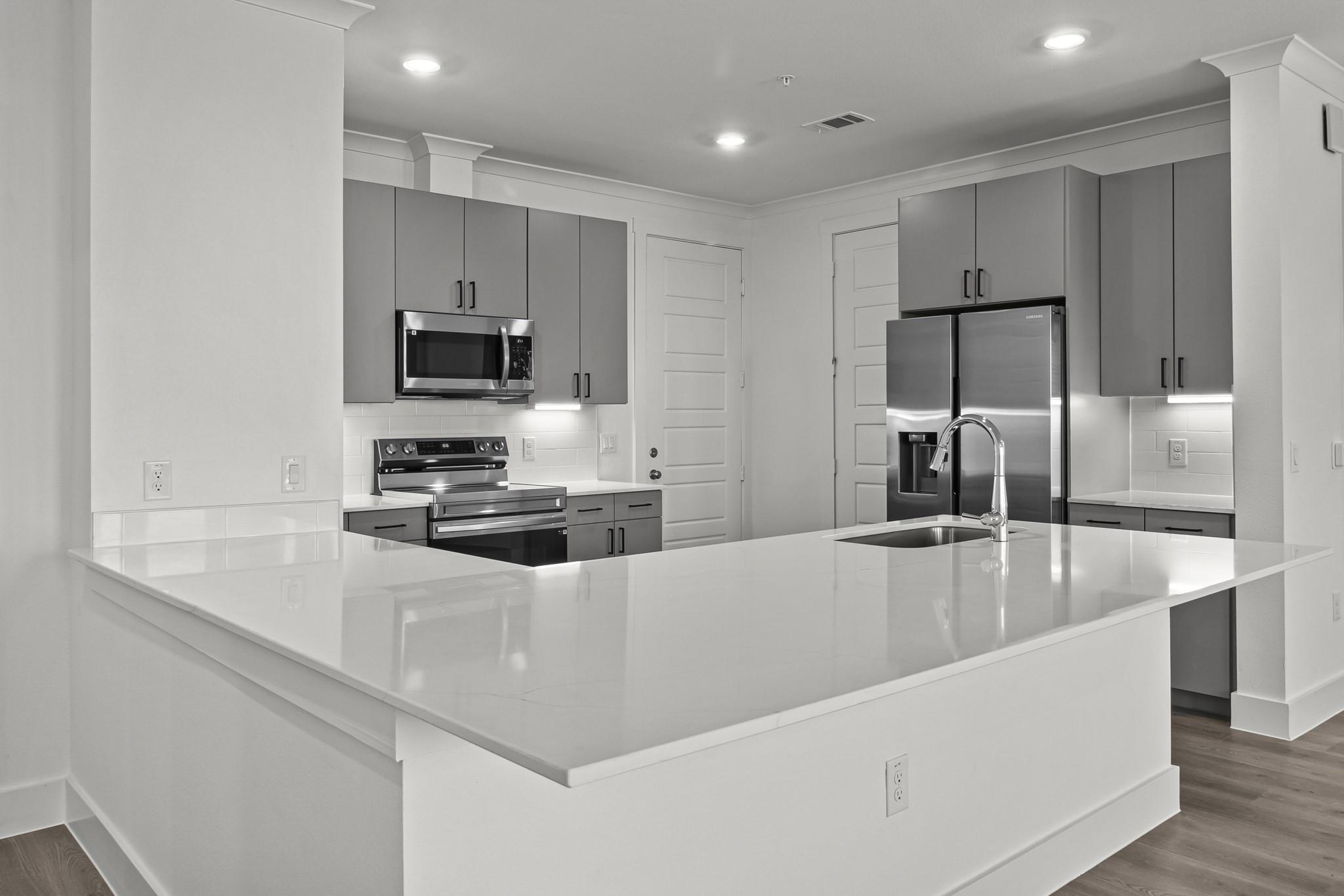 1664 Hillside Terrace None #4416 Property Photo 11