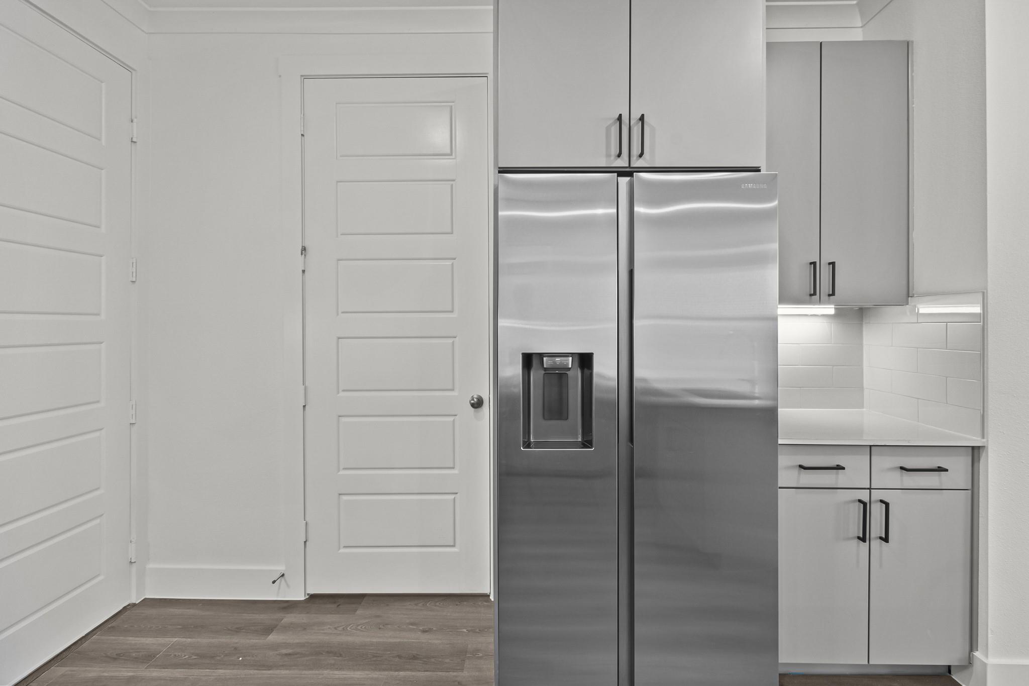 1664 Hillside Terrace None #4416 Property Photo 16