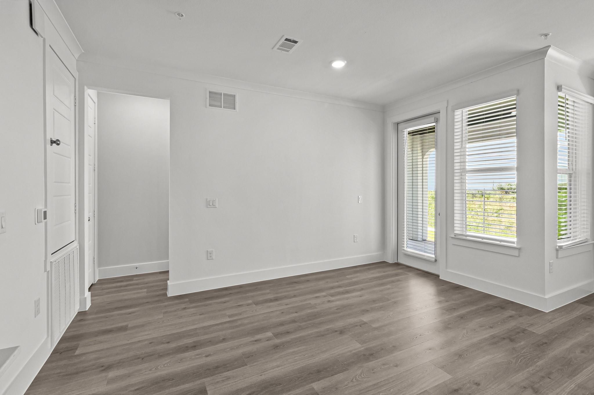 1664 Hillside Terrace None #4416 Property Photo 18