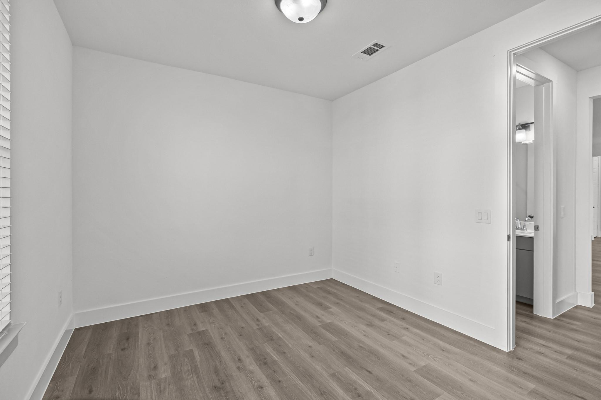 1664 Hillside Terrace None #4416 Property Photo 25