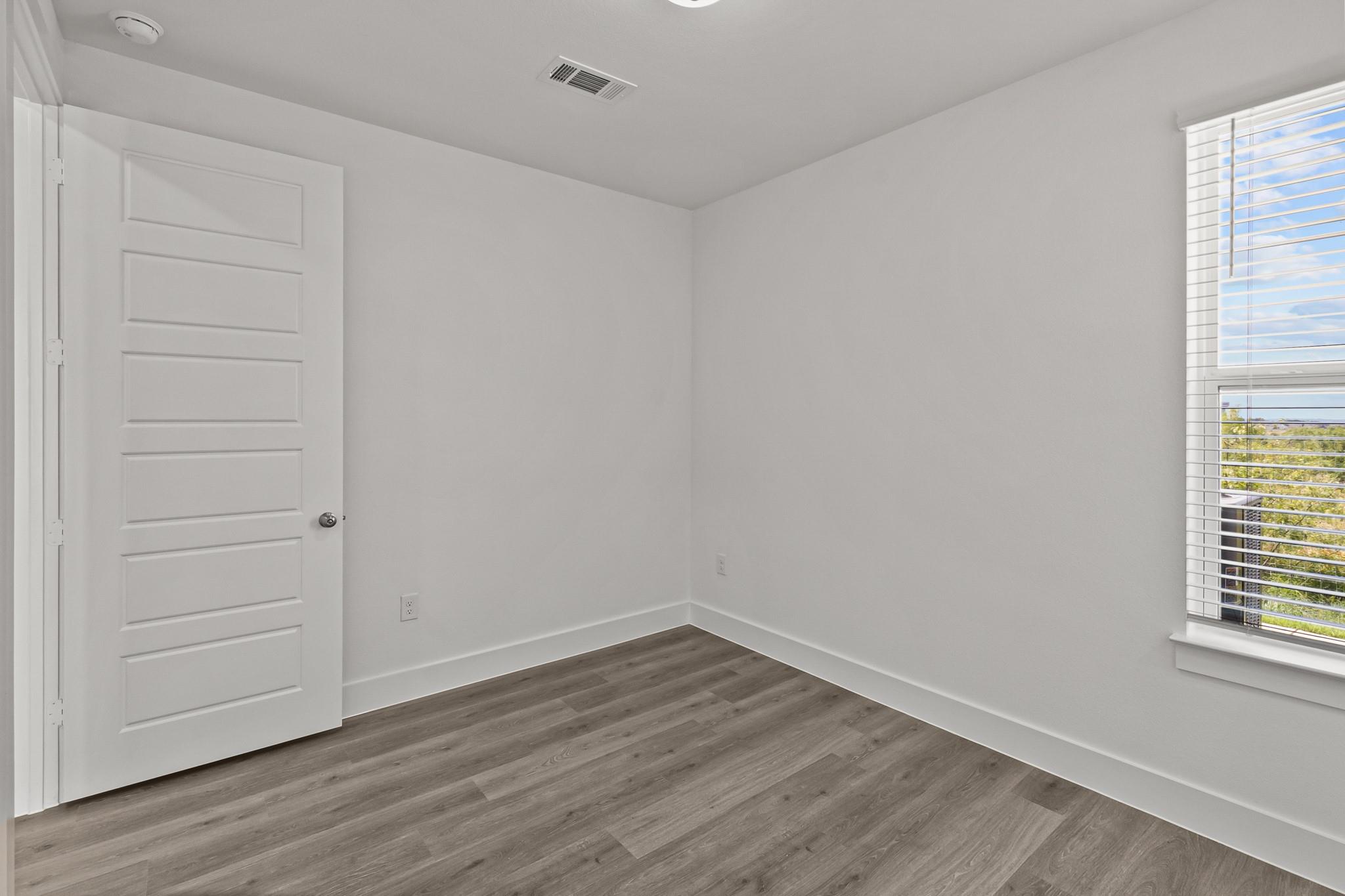 1664 Hillside Terrace None #4416 Property Photo 28