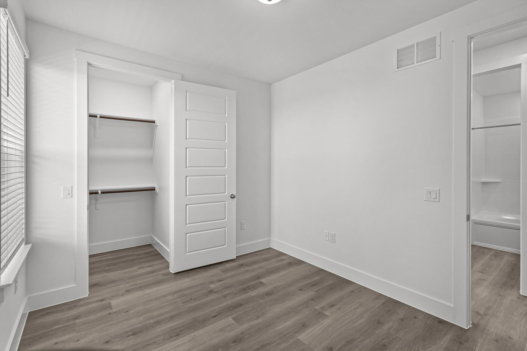 1664 Hillside Terrace None #4416 Property Photo 29