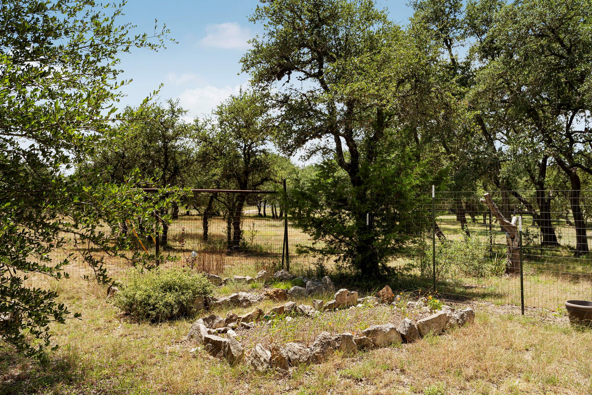 2591 Spring Valley Dr Property Photo 33