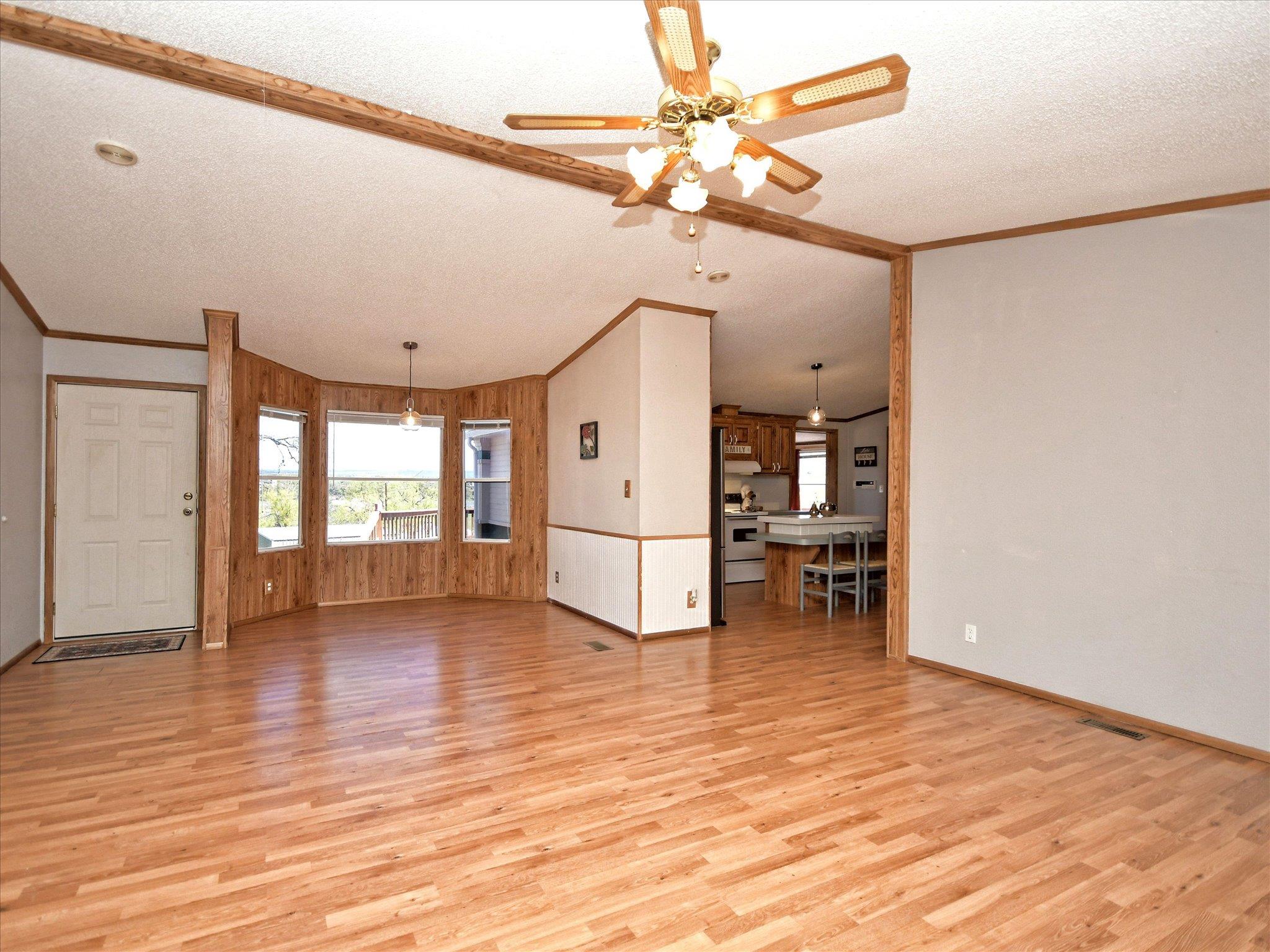 223 Golf Course Dr Property Photo 7