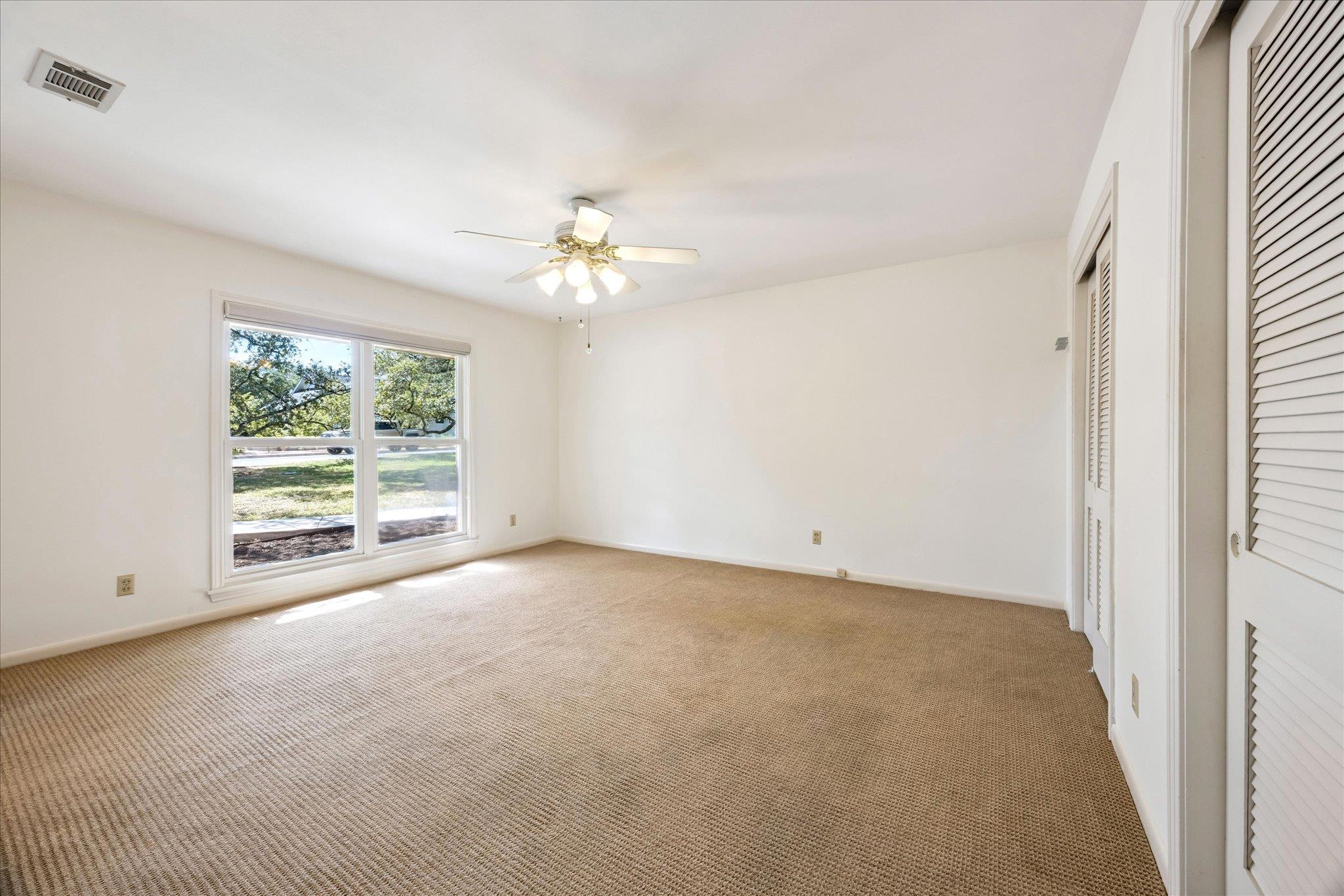 5900 Overlook Dr Property Photo 23