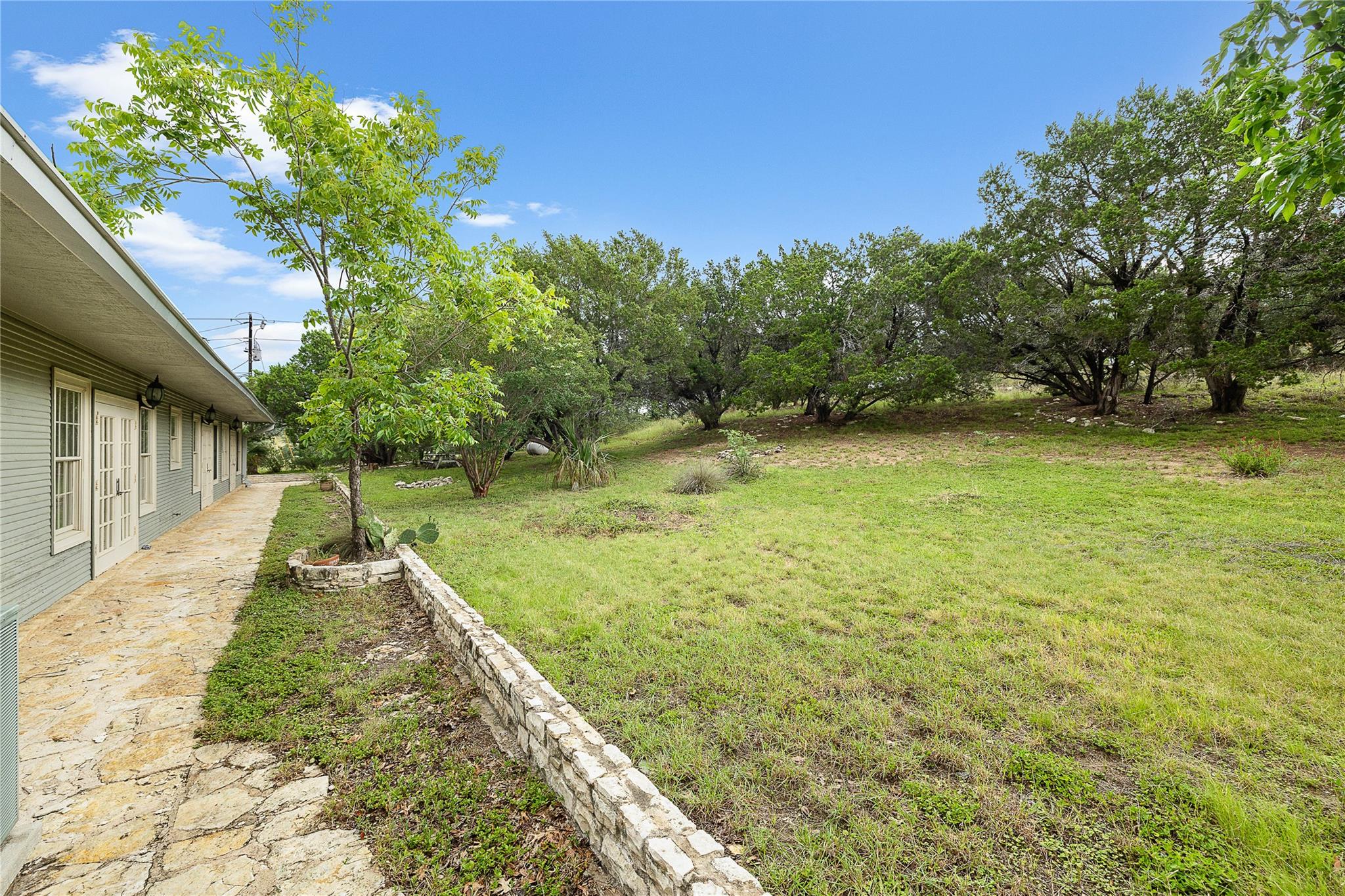 901 Lauder Dr Property Photo 37