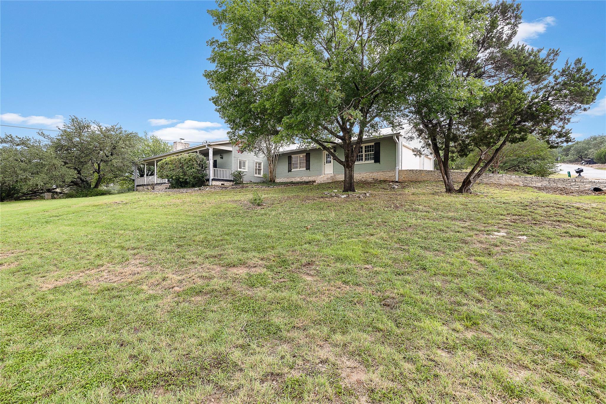 901 Lauder Dr Property Photo 38