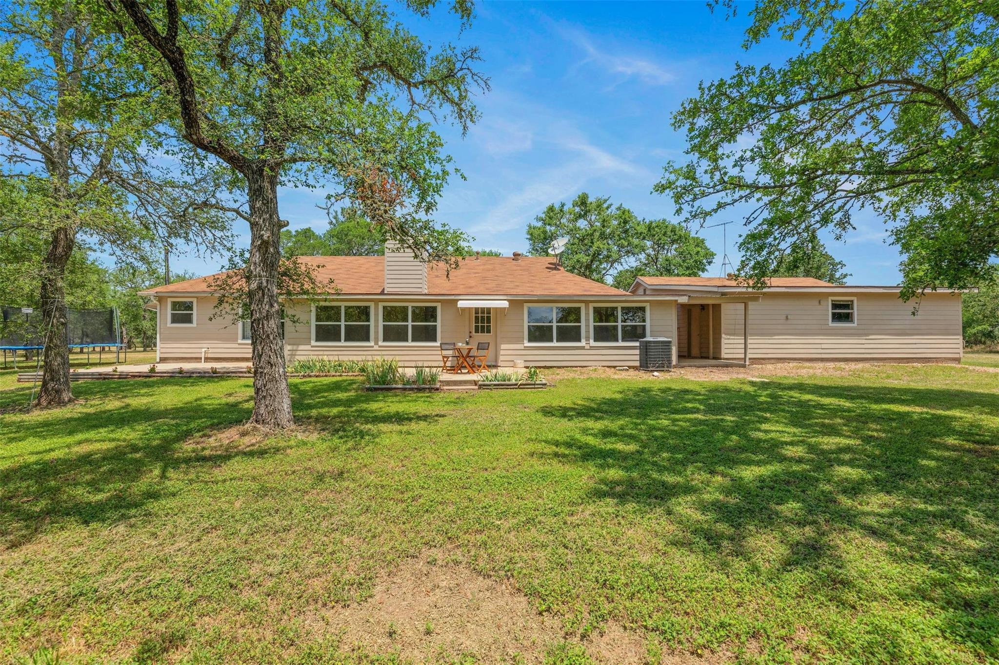 189 Shady Oaks Loop Property Photo 9