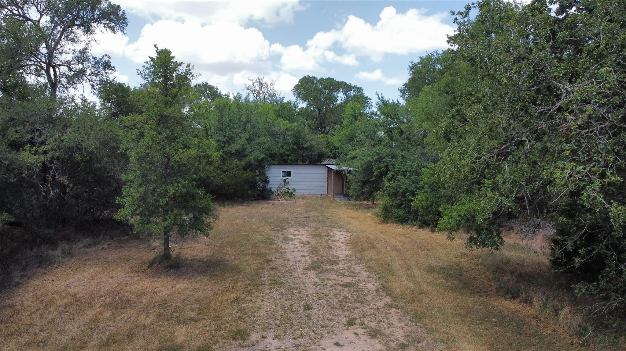 189 Shady Oaks Loop Property Photo 32