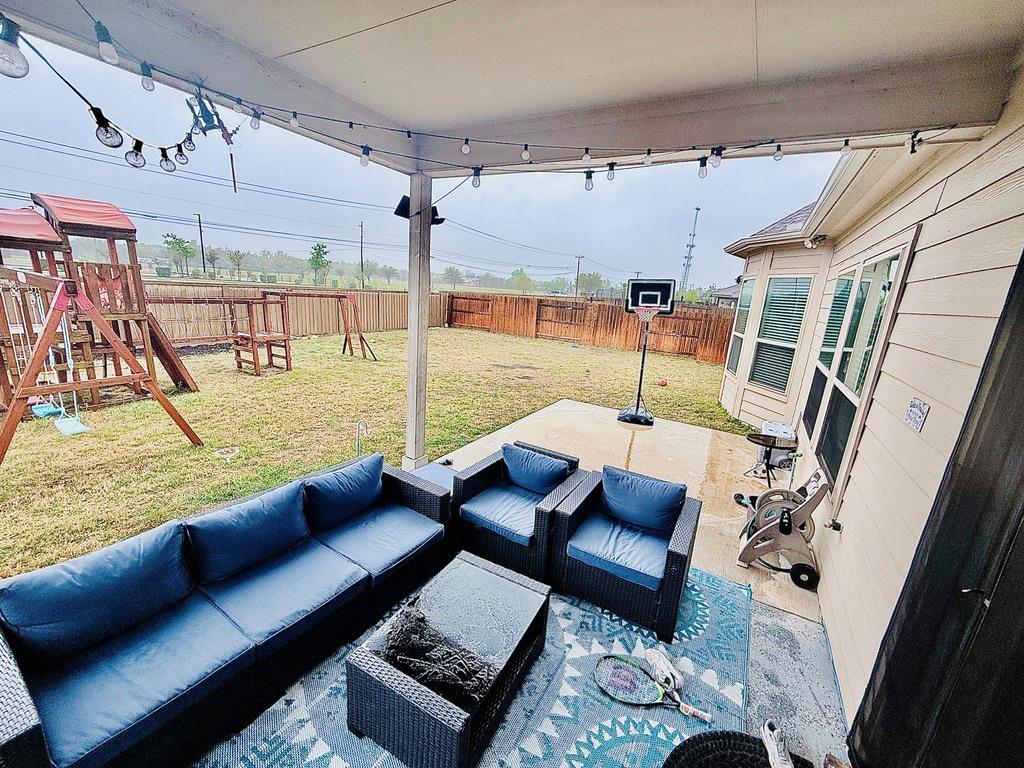 3925 Gildas Path Property Photo 16