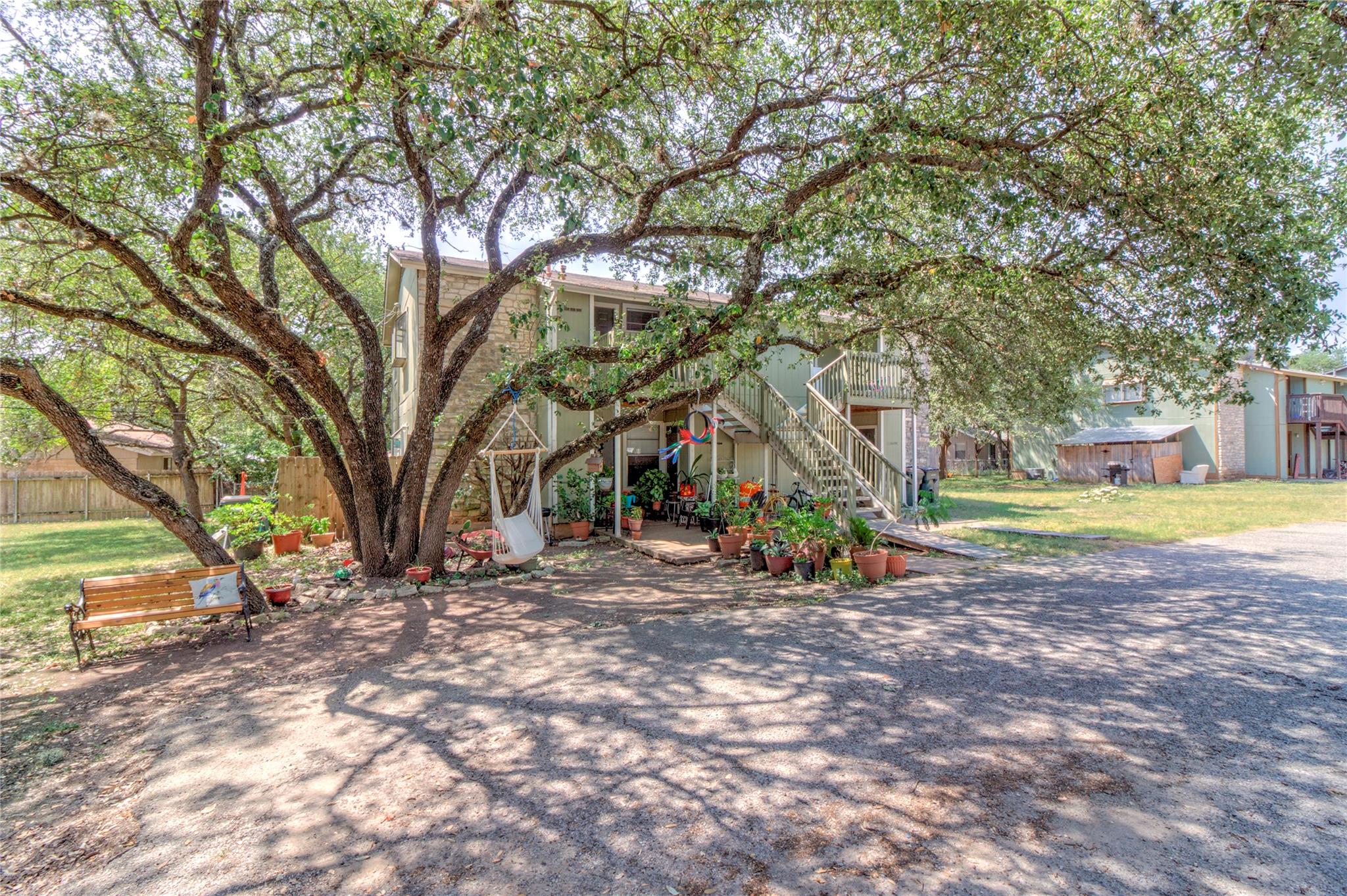400 Hedgewood Dr #d Property Photo 1