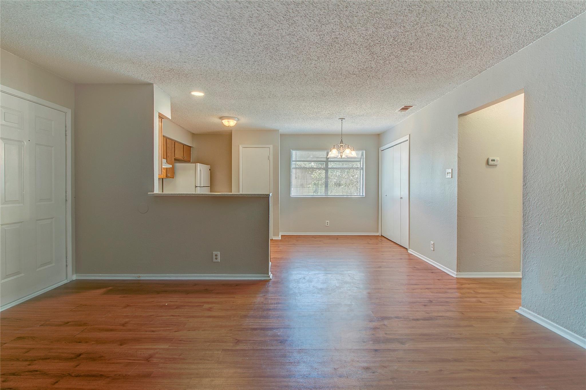 400 Hedgewood Dr #d Property Photo 7