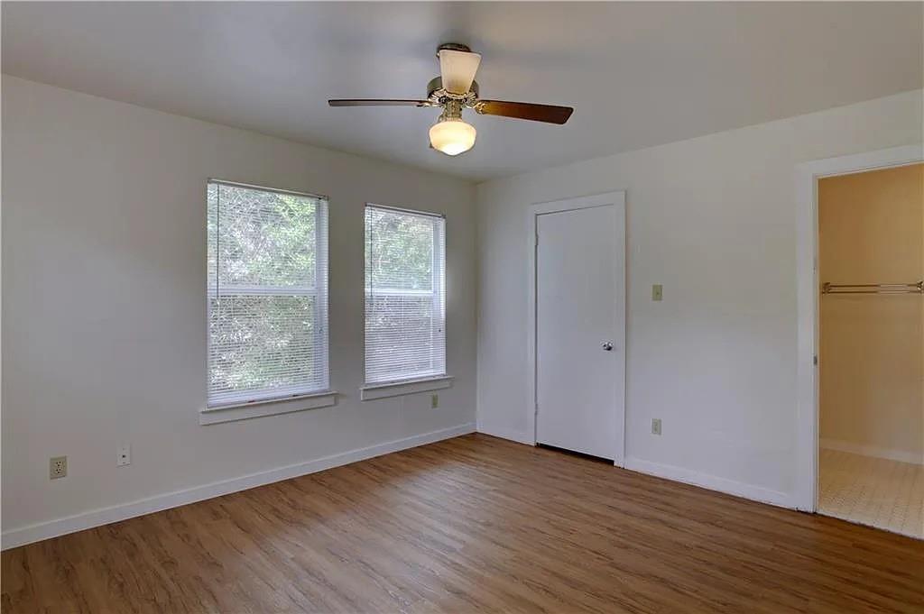 2902 Pearl St Property Photo 8