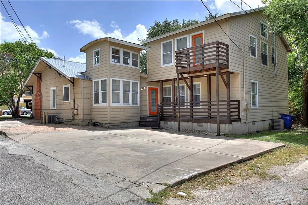 2902 Pearl St Property Photo 18